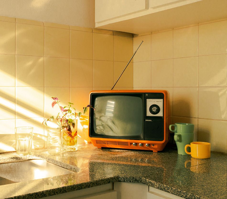 Oude tv in keuken